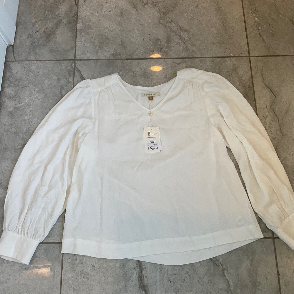 Ivory Main Street Exchange Blouse